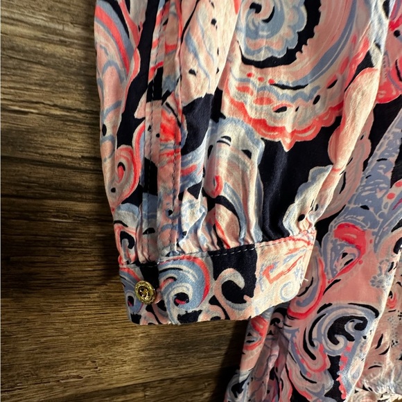 Lilly Pulitzer Pink and Blue Beach Graphic Blouse XS - Picture 3 of 10